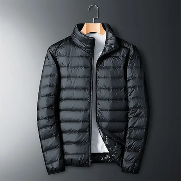 Puffer jacket with multiple pockets and zipper closure for men