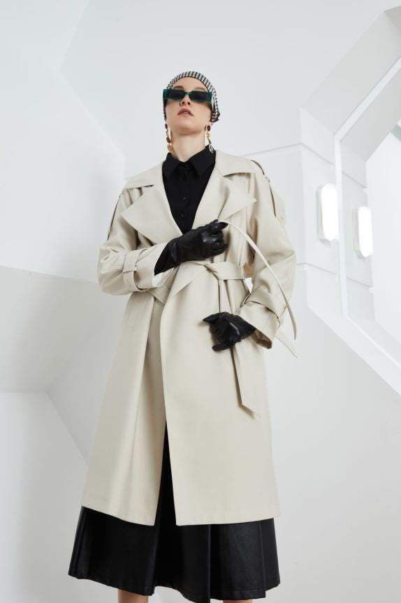 Women's tailored belted trench coat for a chic silhouette