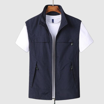 Men's lightweight utility vest for versatile layering