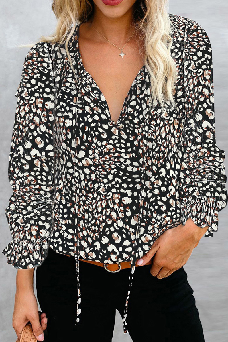 Juliette - Casual Elegant Print V Neck Tops