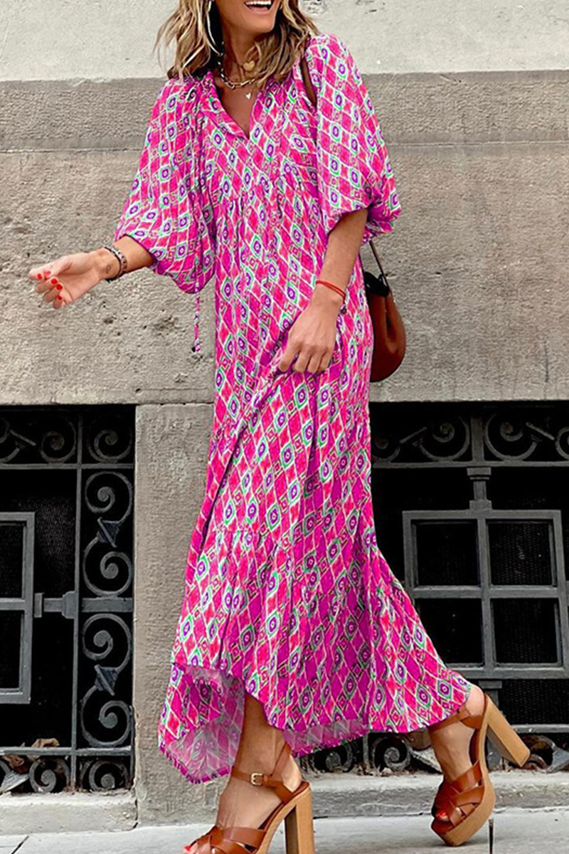 Valentina - v-neck long-sleeved dress with bohemian print