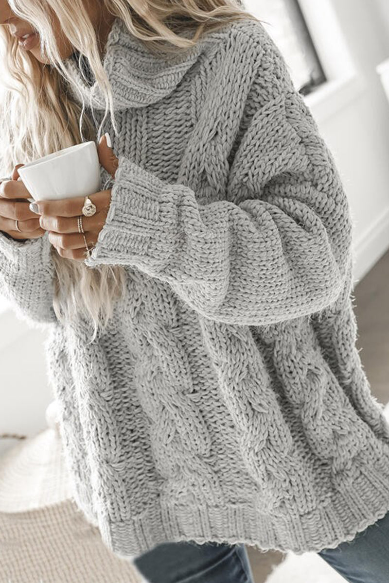 Women's oversized cable-knit sweater