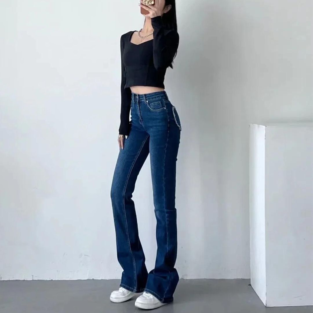 Ara | High-Waisted Heart Fringe Jeans