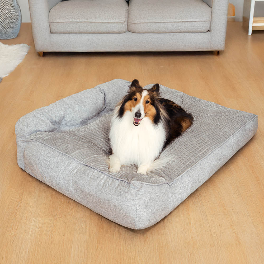 Ribbed Bolstered Pet Bed