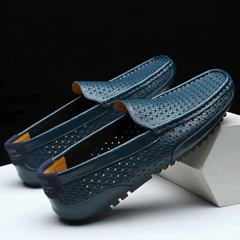 Men's slip-on loafers with weaved pattern