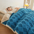 Plush Tufted Diamond-Pattern Throw Blanket