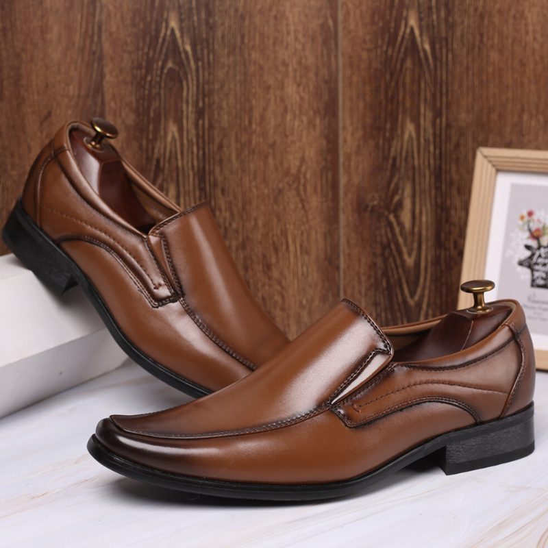 Men's casual slip-on leather dress shoes