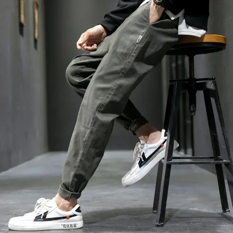 Men's trendy loose casual pants for autumn