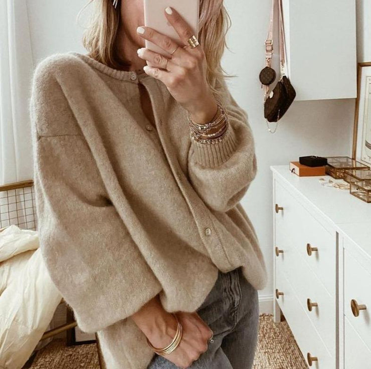 Women's cozy oversized cardigan