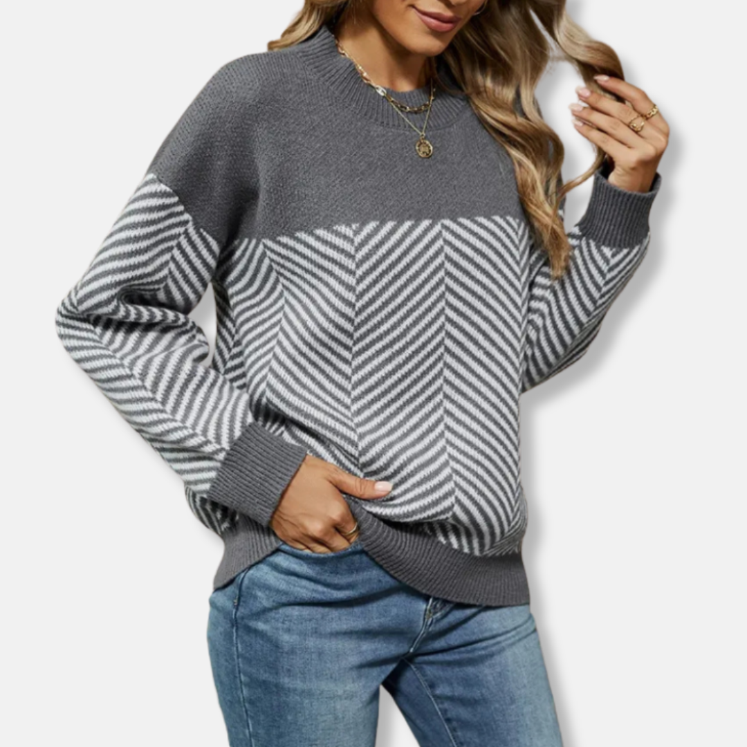Women’s Sweatshirt – Relaxed Fit Knit – Chevron Pattern – Ribbed Crew Neck – Long Sleeve