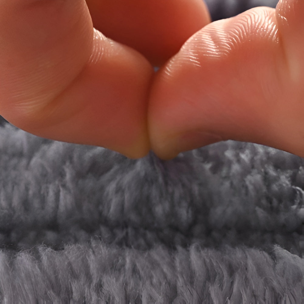 Plush Microfiber Tufted Bath Mat