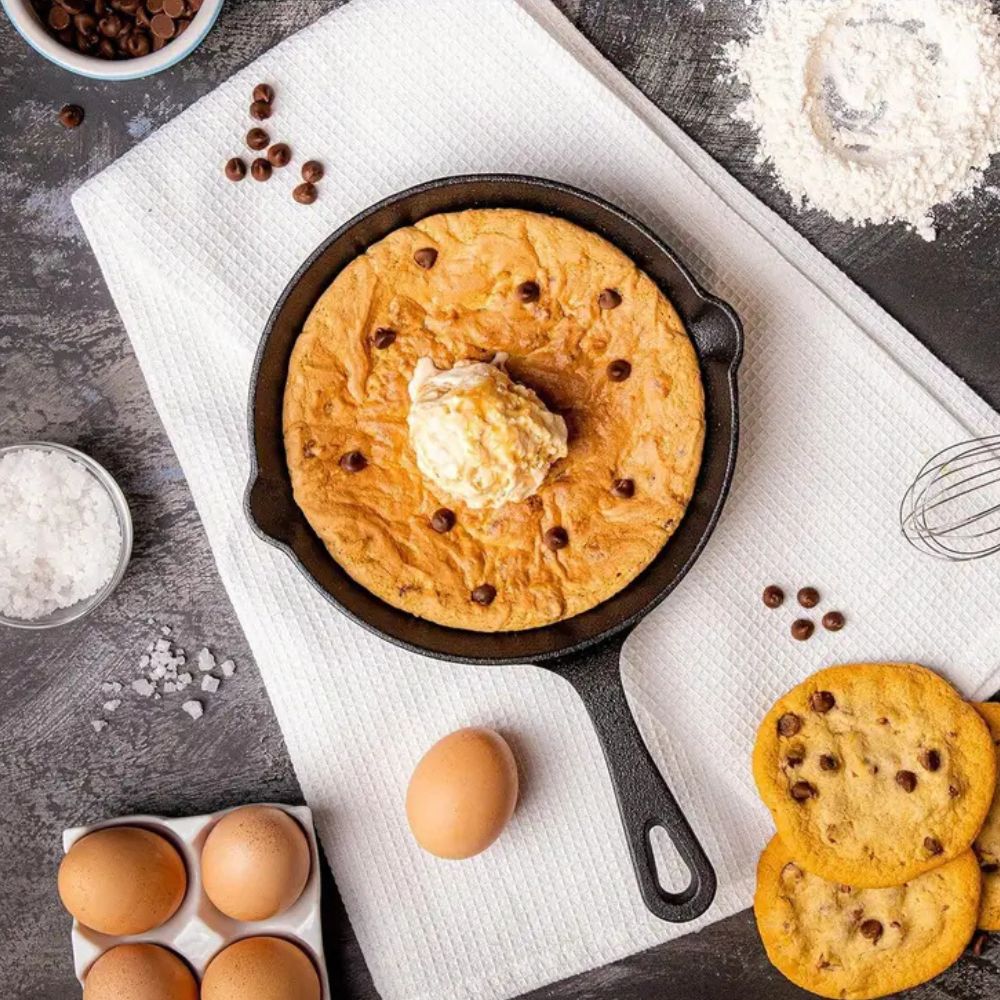 Textured Cast Iron Dual Spout Frying Pan