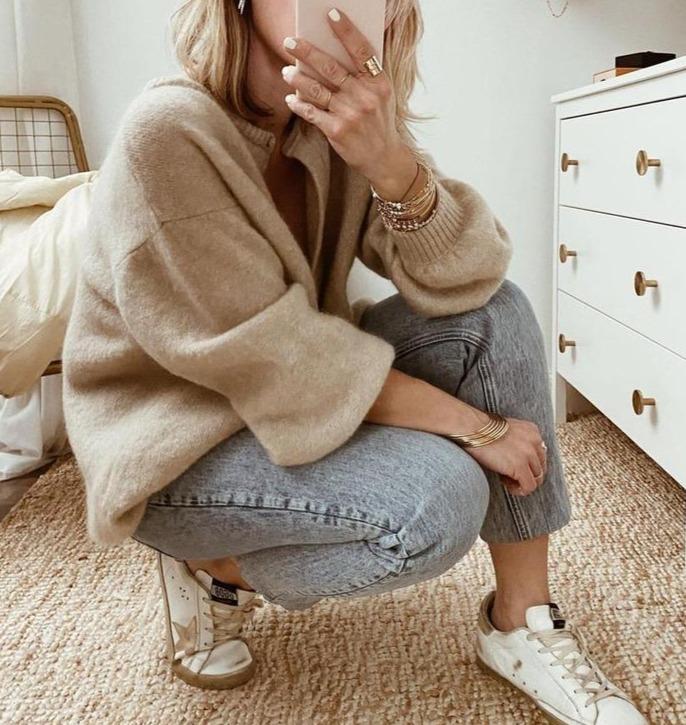 Women's cozy oversized cardigan