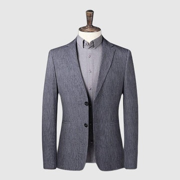 Men's casual small suit with body slit blazer