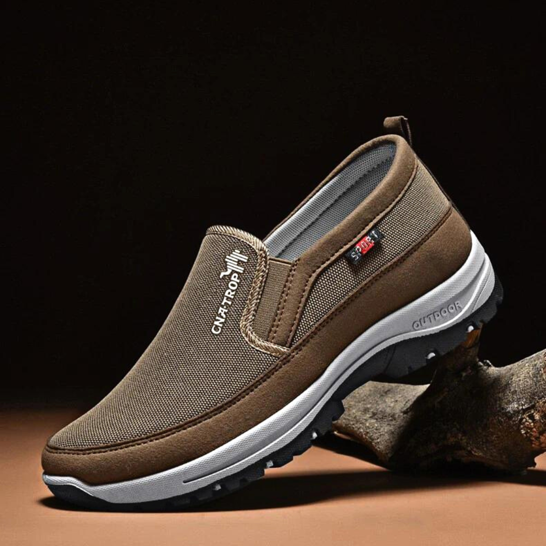 Men's outdoor slip-on shoes