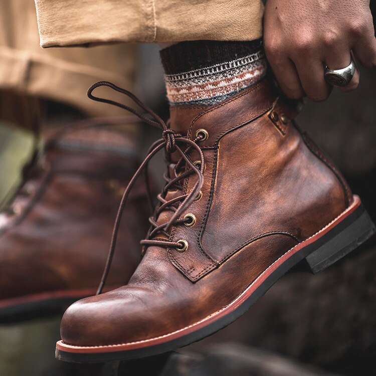 Men's rugged leather boots