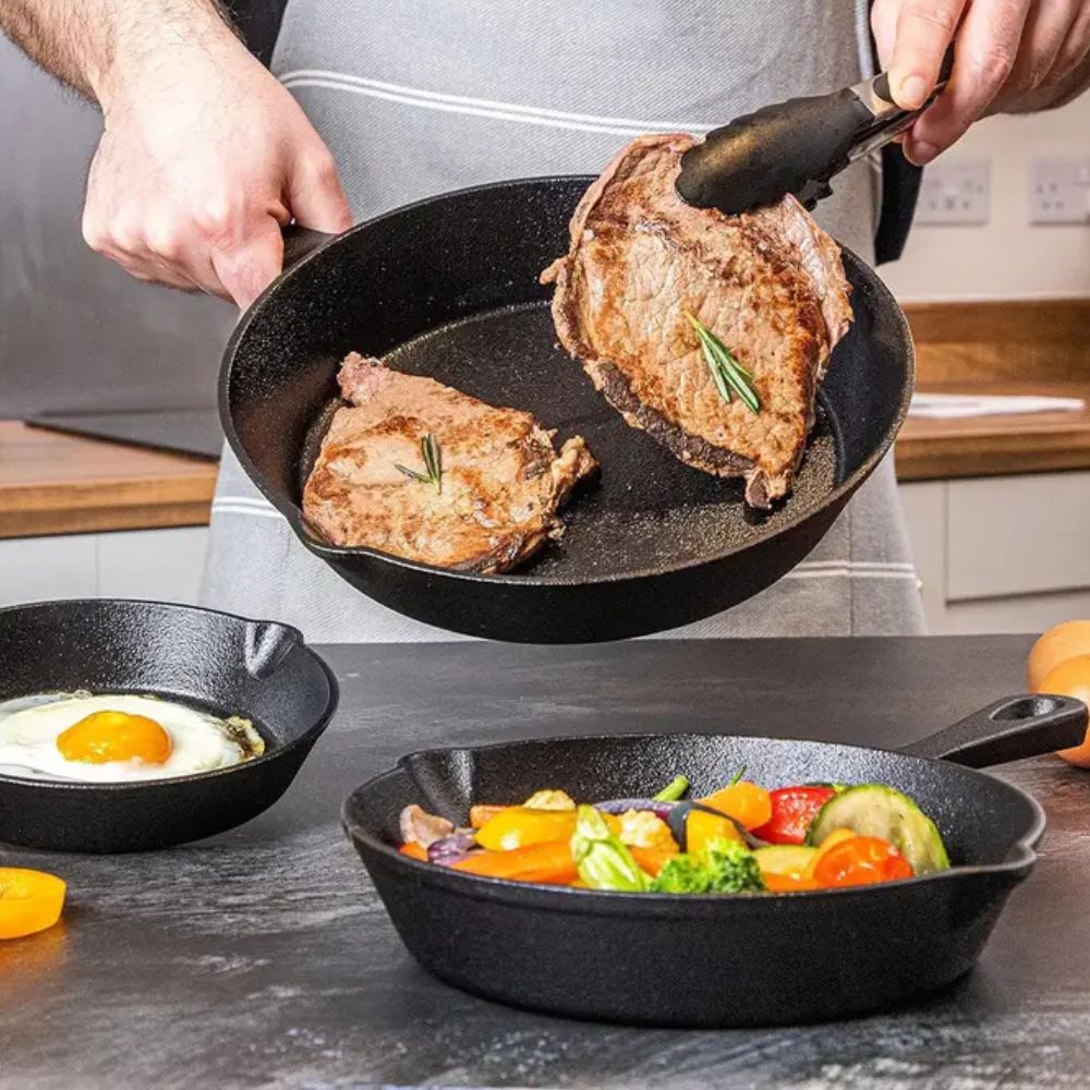Textured Cast Iron Dual Spout Frying Pan