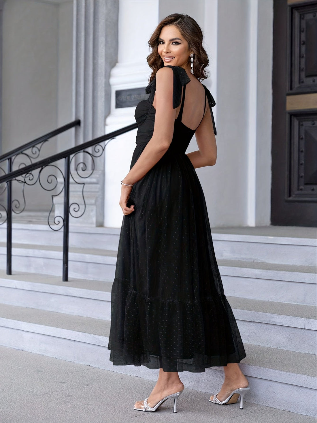 Luisa - elegant black evening dress