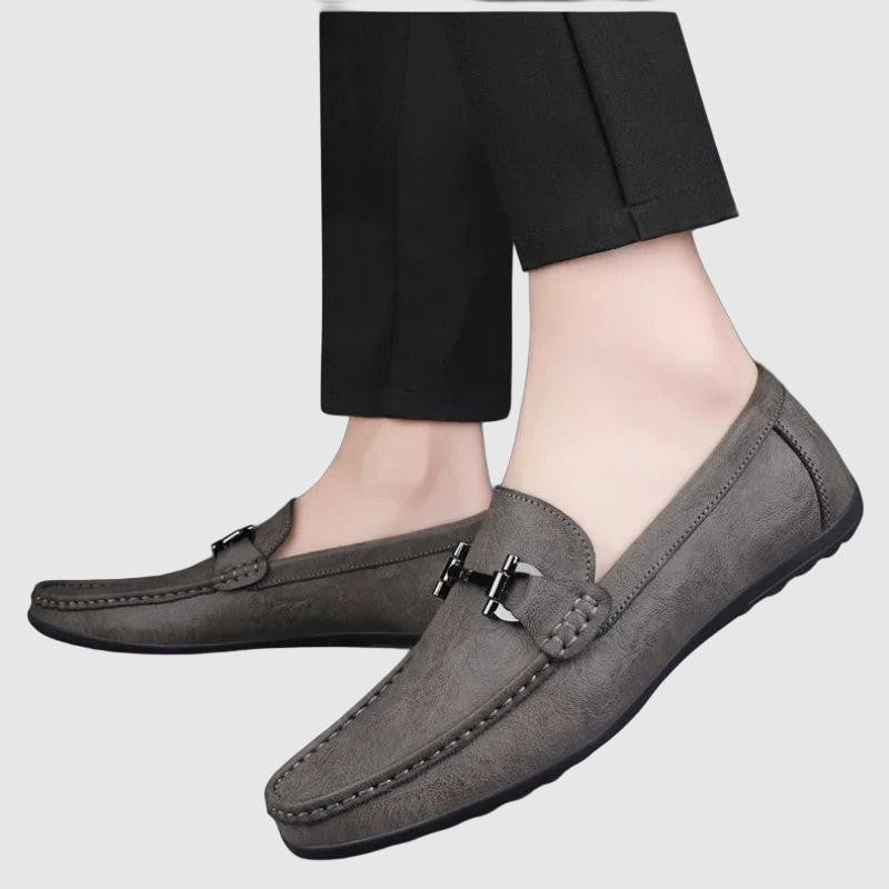 Stylish men's slip-on casual shoes for outdoor leisure