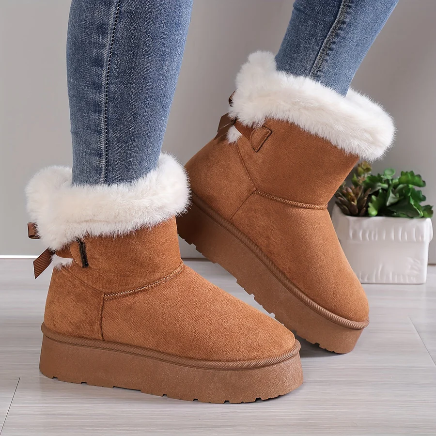 Women's slip-on boots