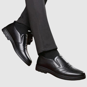 Stylish breathable business casual shoes for men