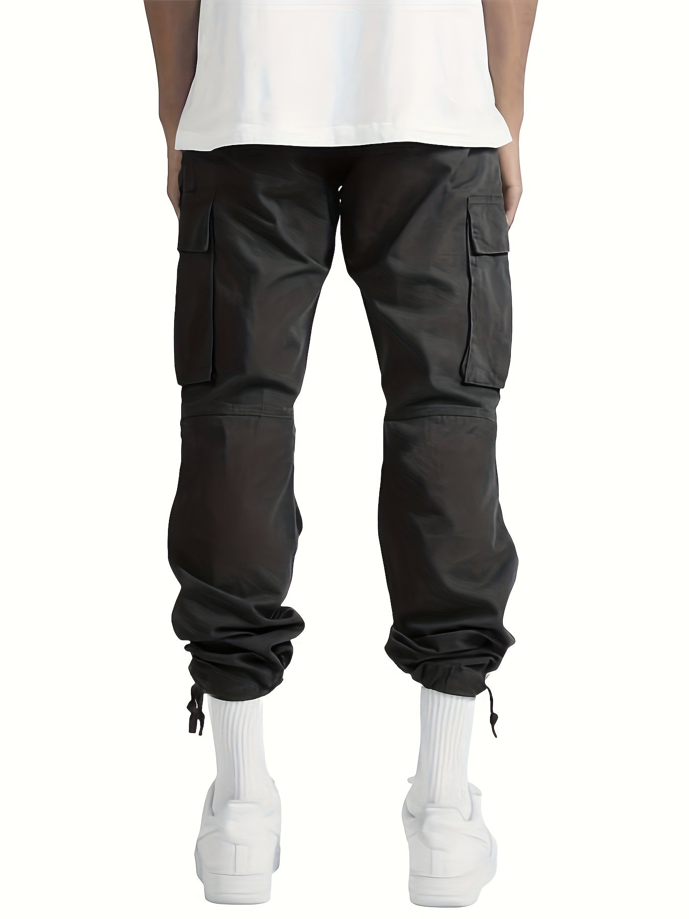 Men's relaxed-fit cargo pants for everyday utility