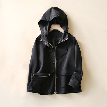 Women's hooded windbreaker jacket