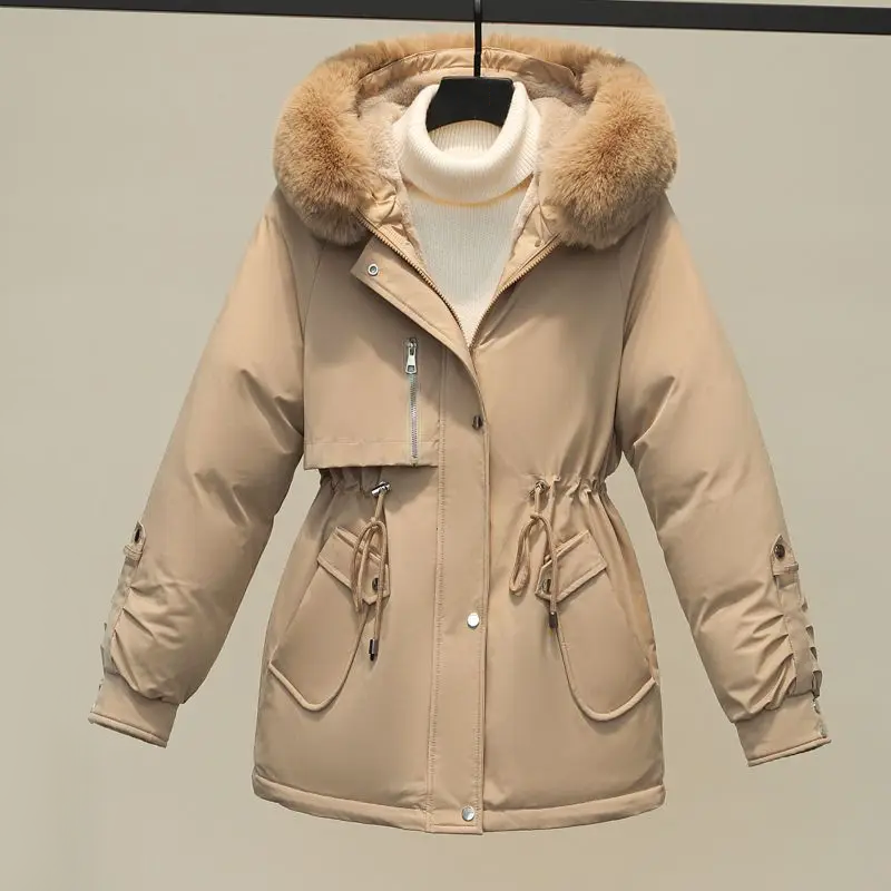 Women's puffer winter coat with fur collar