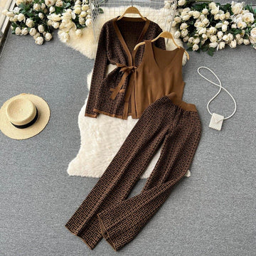 Becca - Three-piece Knitted Set