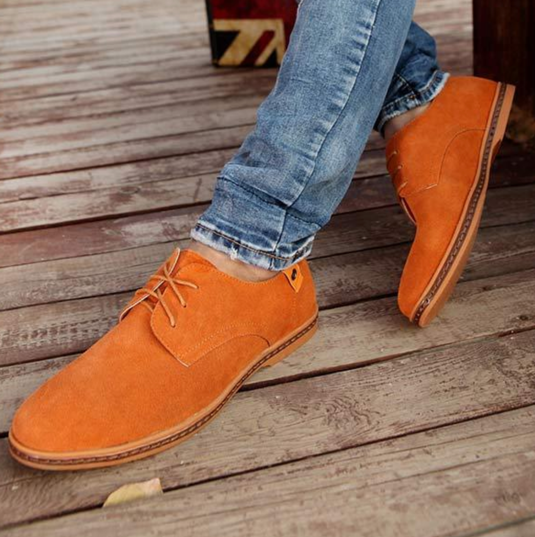 Stylish men’s leisure casual shoes with pointed toe and flat heel