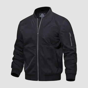 Men's warm and lightweight jacket with multiple pockets