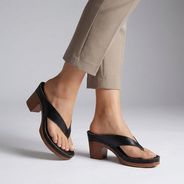 Block Heel Thong Sandals with Platform Sole for Effortless Elegance
