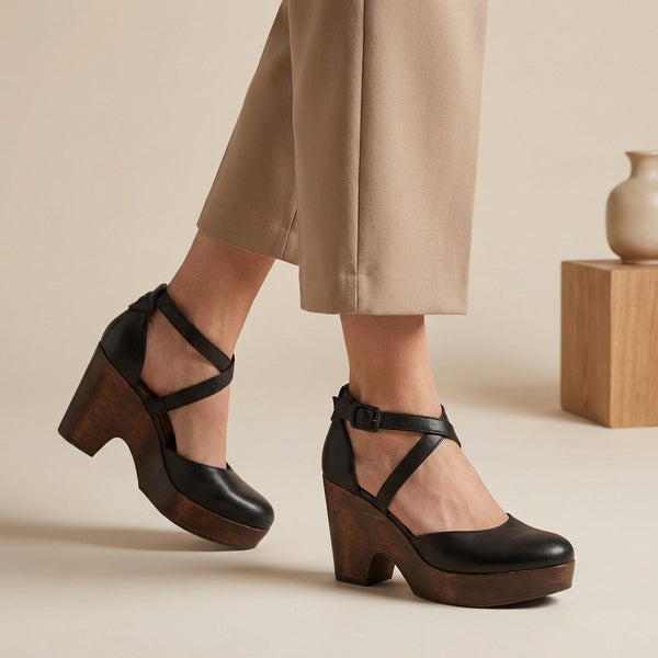 Artisanal Closed-Toe Wood Platform Wedges - Elevated Summer Style for All-Day Wear