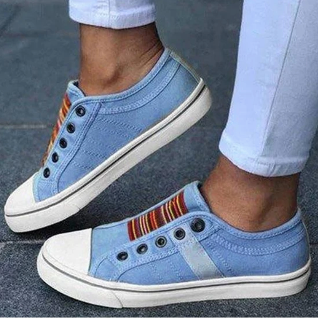 Arja - Casual Slip-on Sneakers