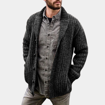 Slim fit knitted cardigan for men