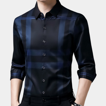 Men's stylish plaid button-up shirt