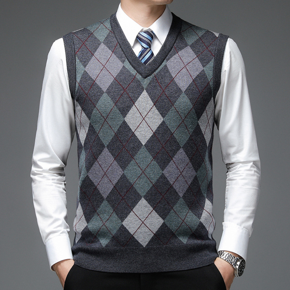 Men's knitted sleeveless sweater vest