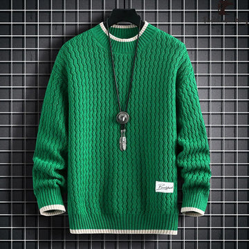 Round neck knitted sweater for men