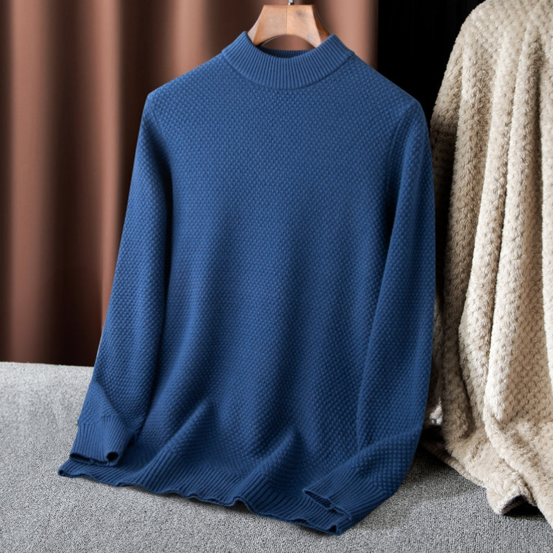 Round neck log sleeve pullover for men