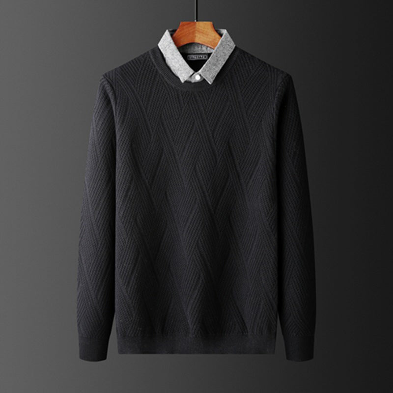 Men's knitted long sleeve sweater with geometric pattern