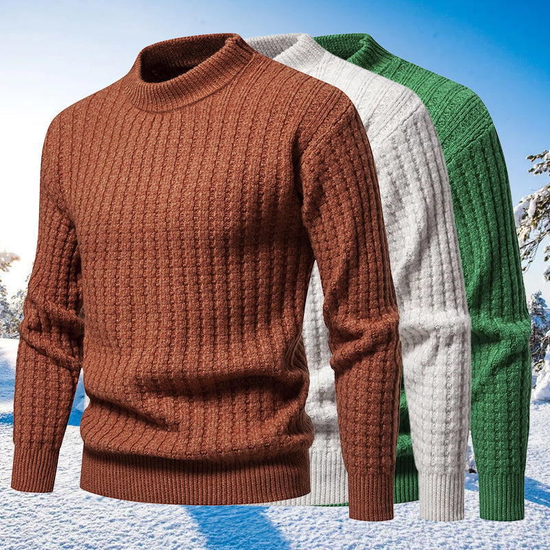 Casual knitted sweater with round neck for men