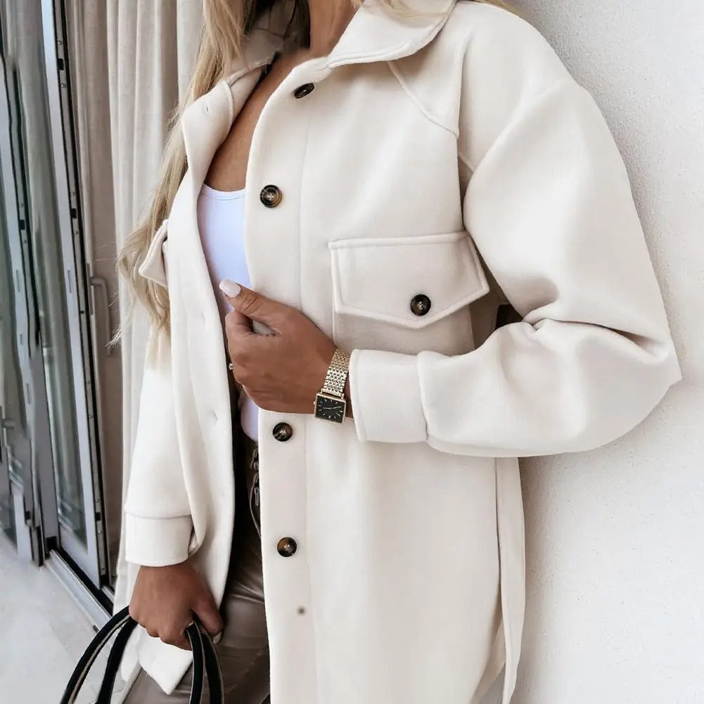 Women's oversized fashionable jacket