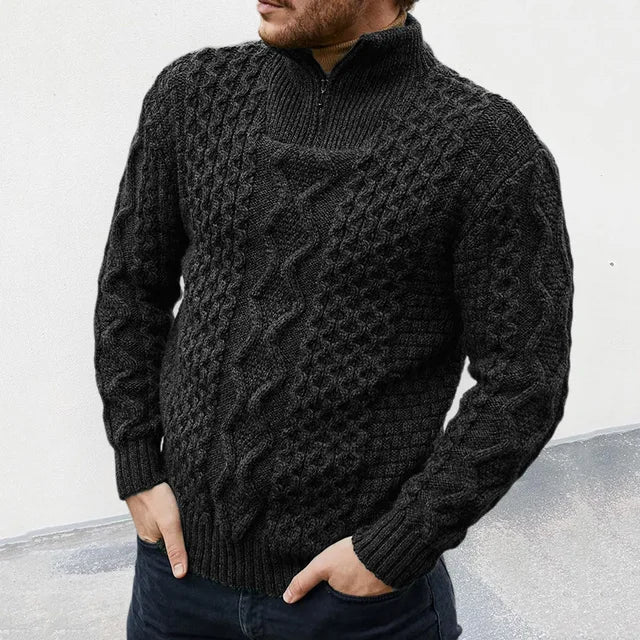 Men's thick cable knit sweater with half-zip