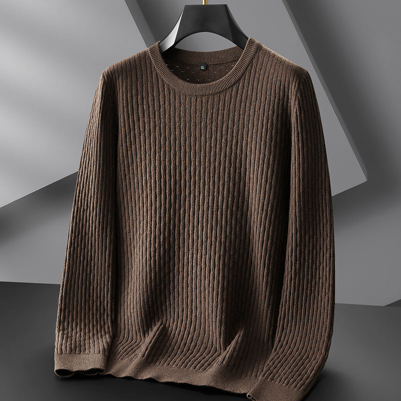 Men's round neck knit pullover for cold weather