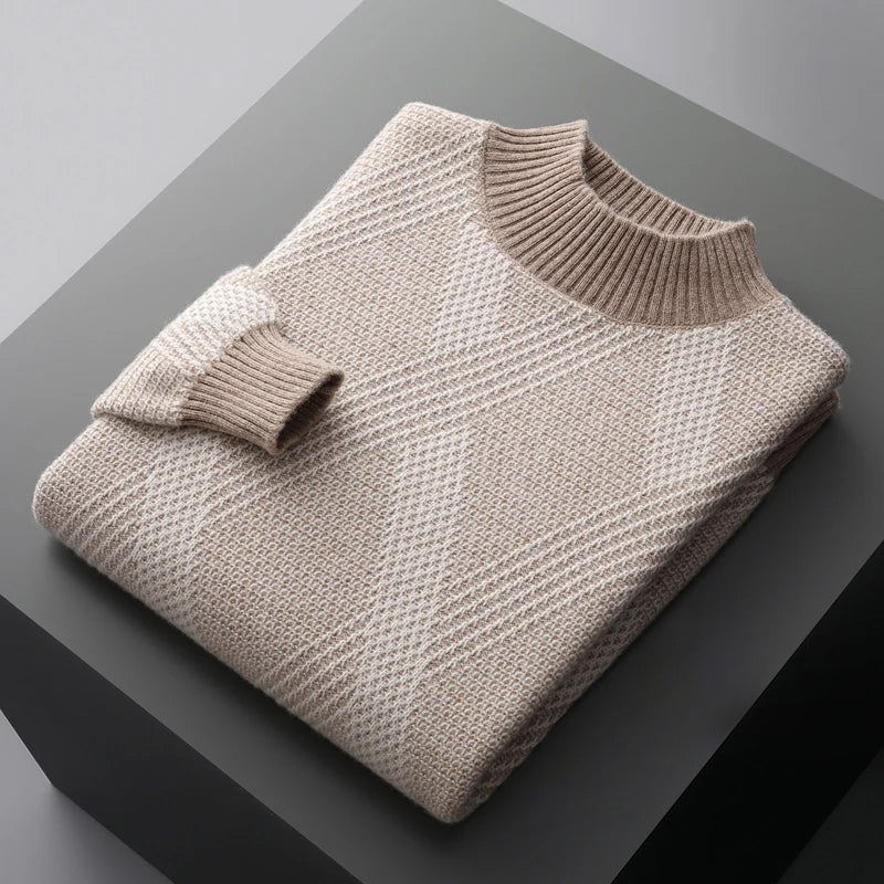 Men's round neck knit pullover with diamond pattern