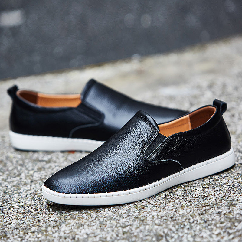 Men's leather loafers with striped detail