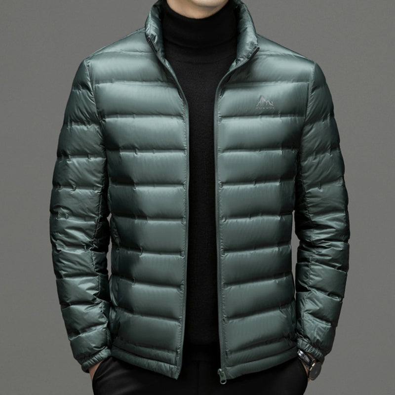 Men's water-resistant packable down jacket