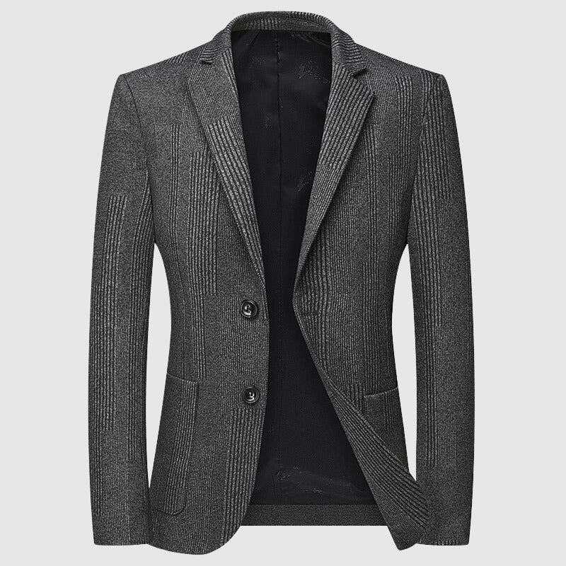 Men's elegant button closure blazer