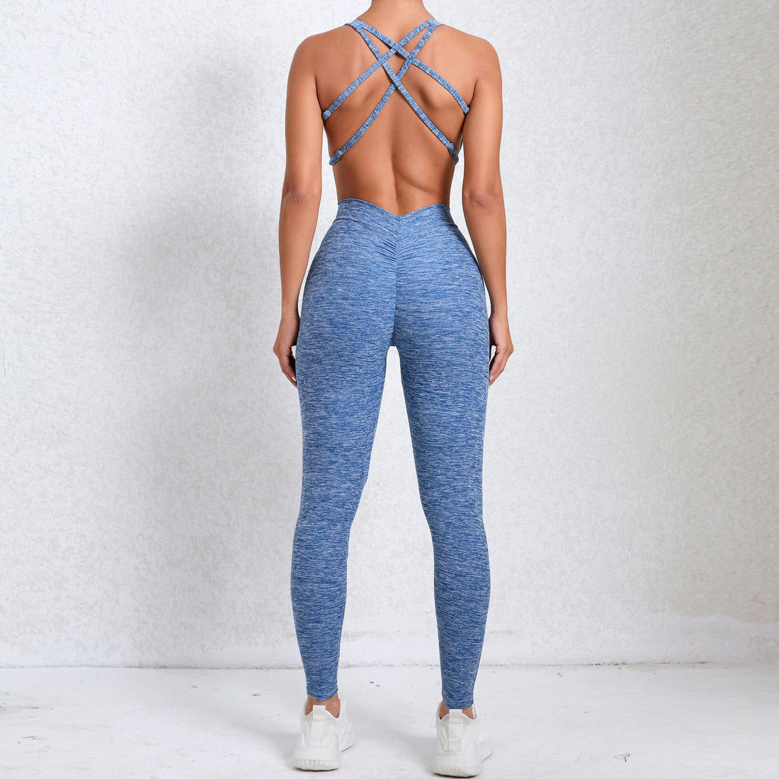 Women's sporty jumpsuit with push-up effect