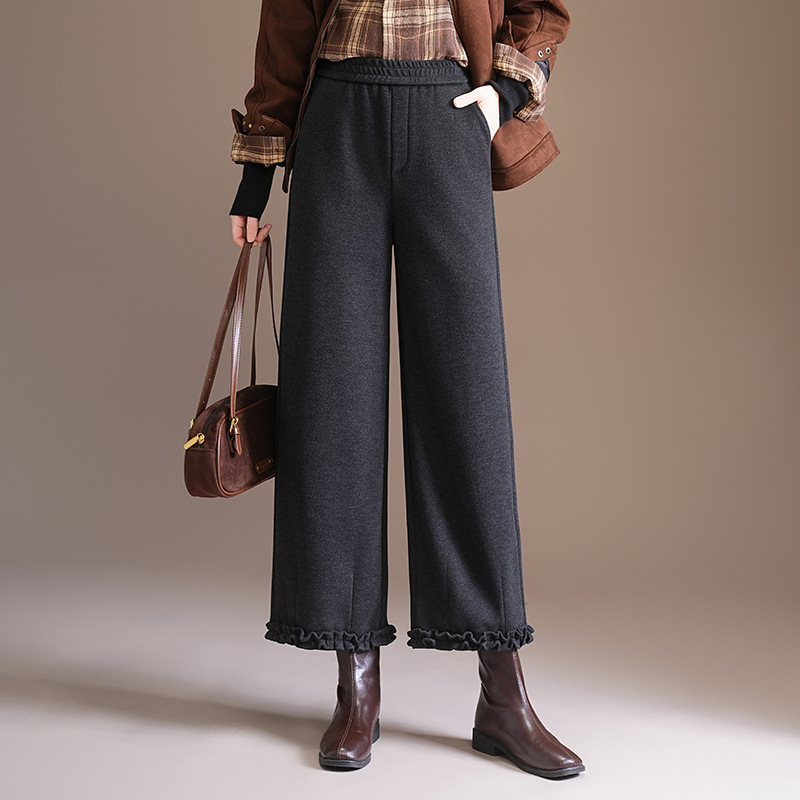 Devon | Wide Leg Pants with Statement Ruffle Hem